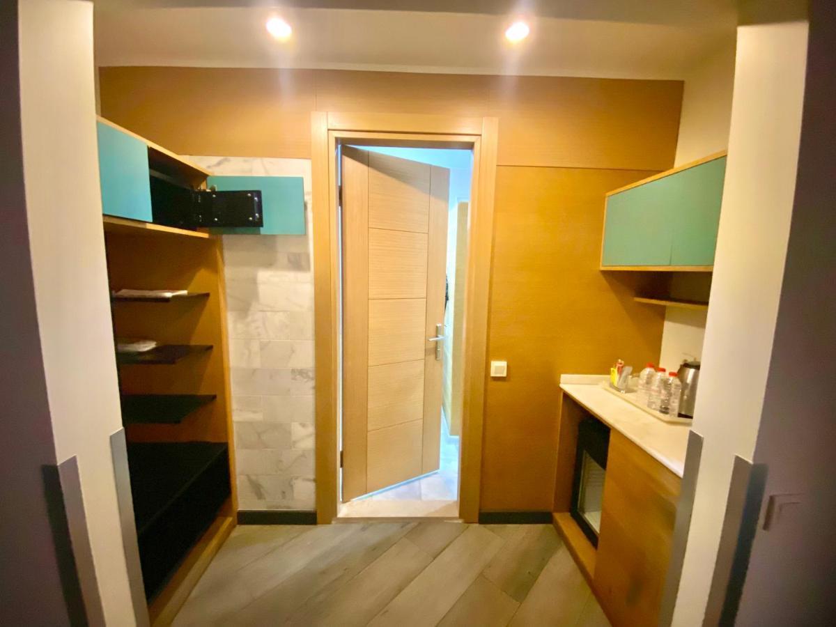 Faros Hotel Taksim-Special Category Istanbul Bagian luar foto