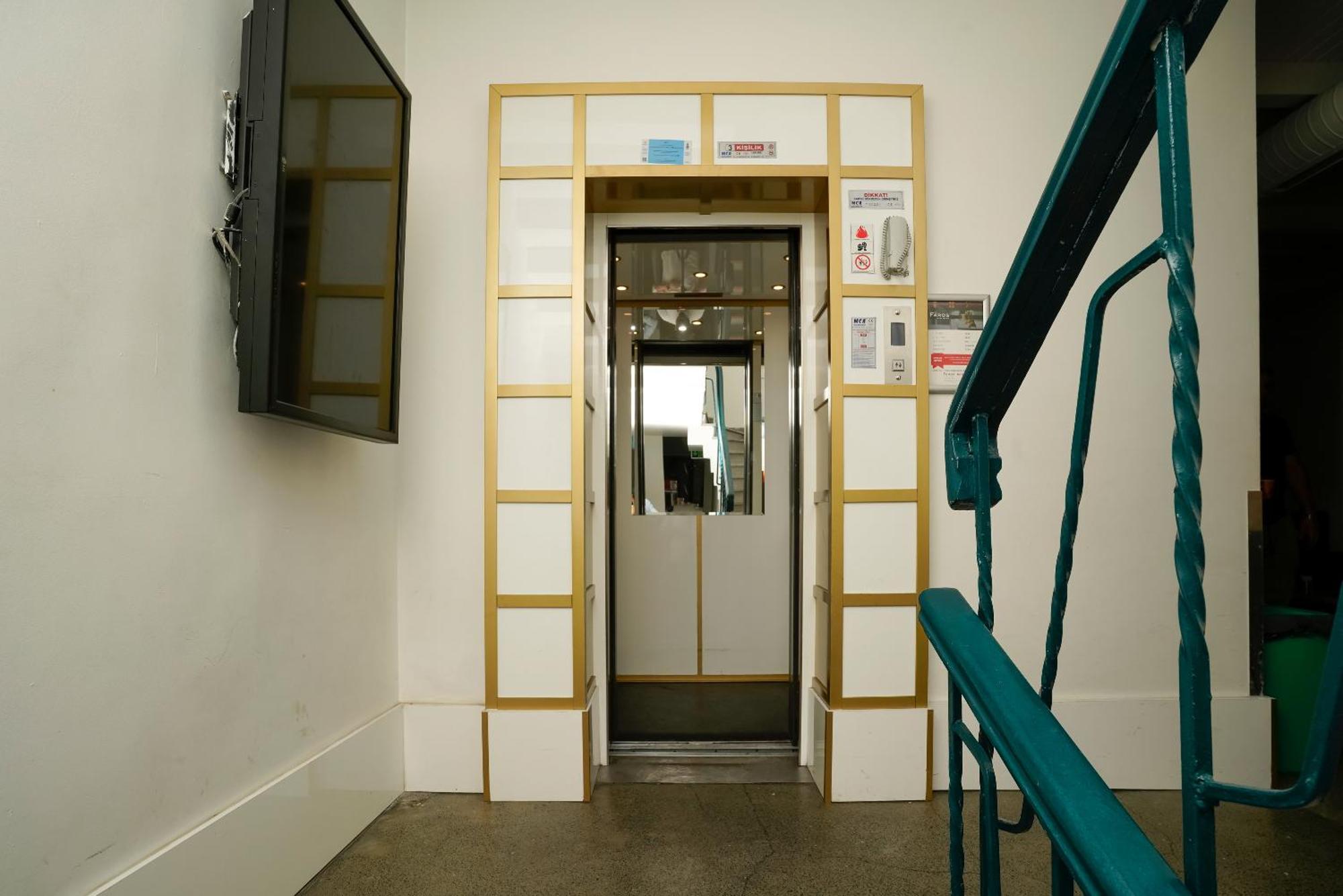 Faros Hotel Taksim-Special Category Istanbul Bagian luar foto
