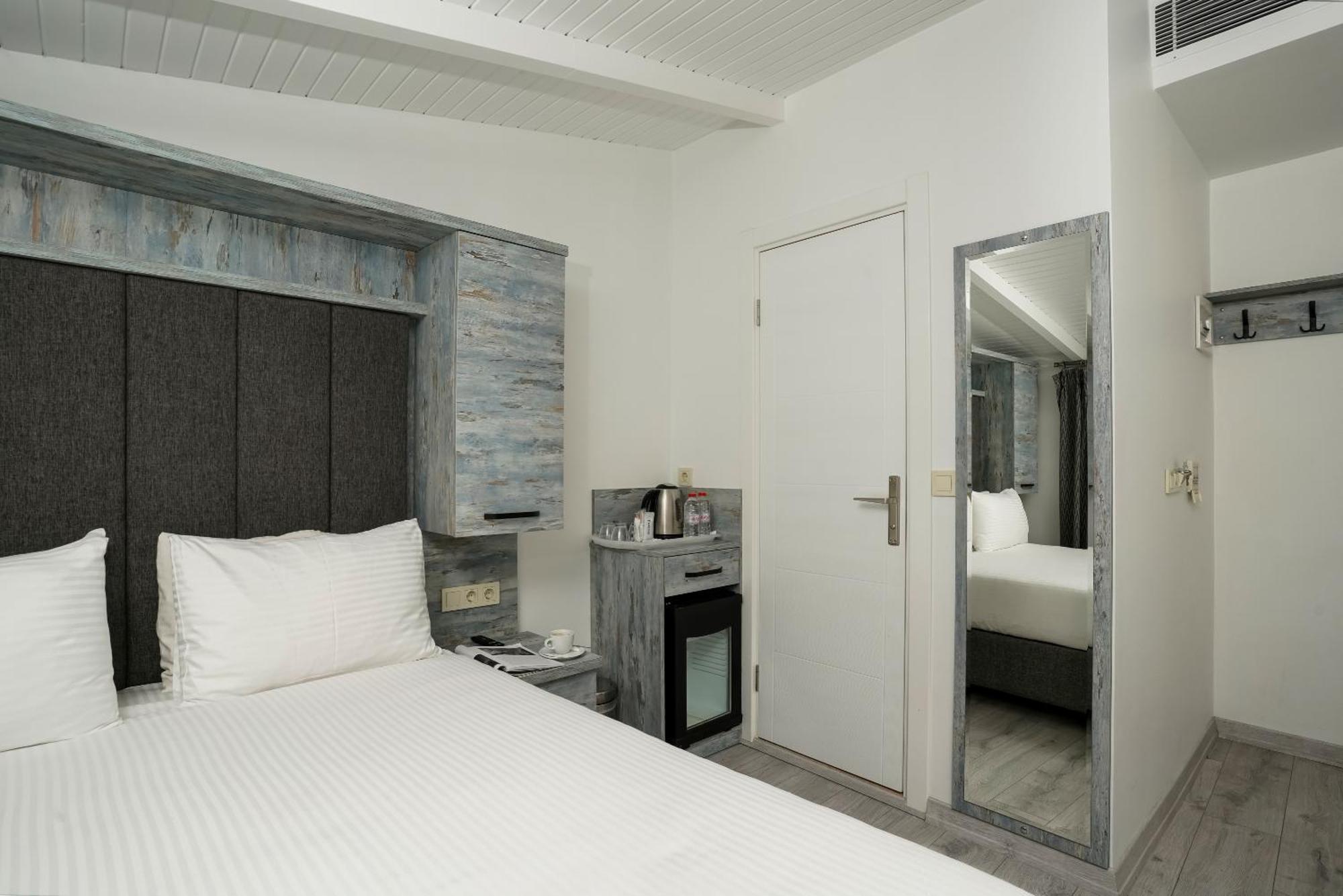 Faros Hotel Taksim-Special Category Istanbul Bagian luar foto