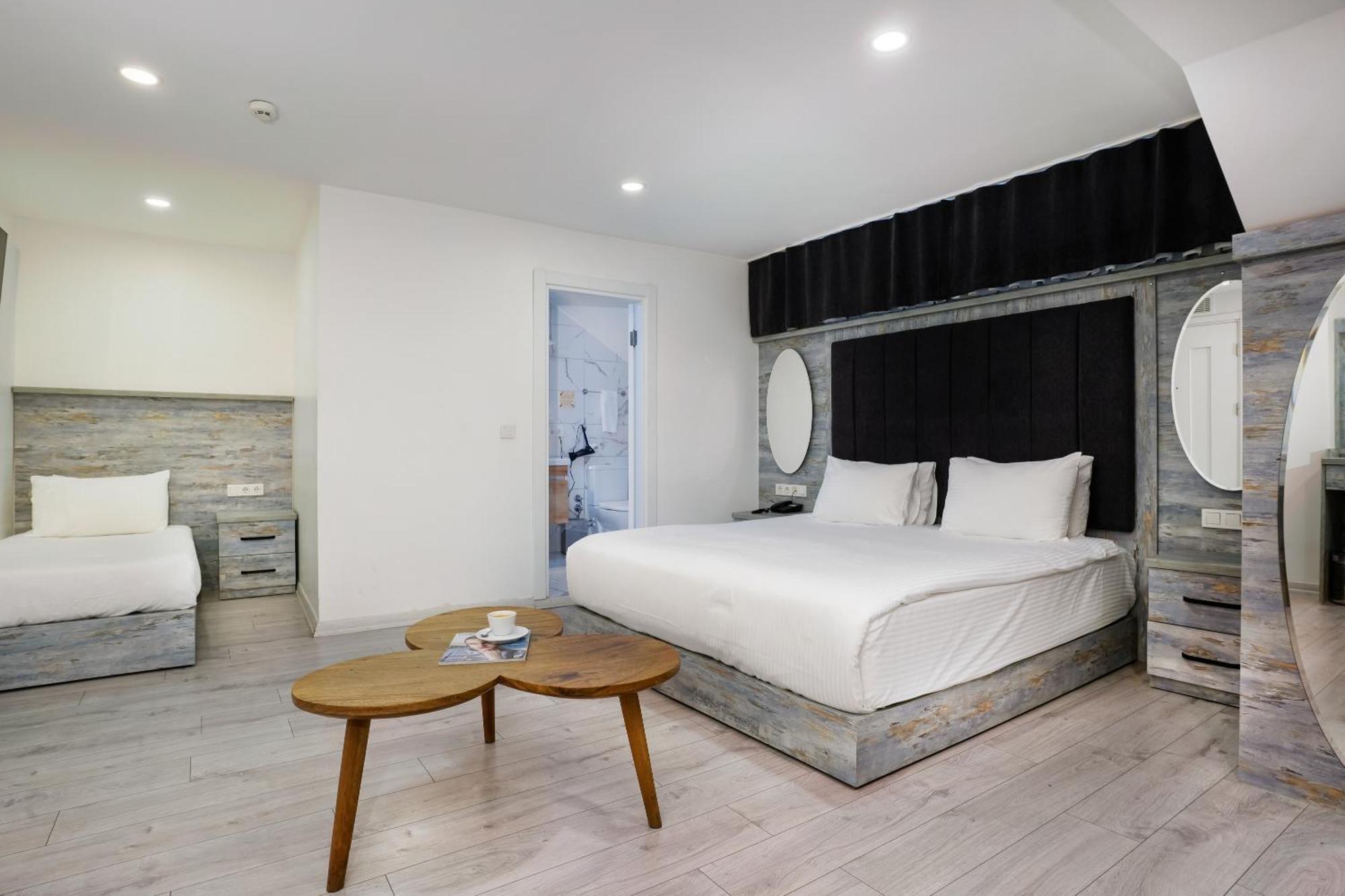 Faros Hotel Taksim-Special Category Istanbul Bagian luar foto
