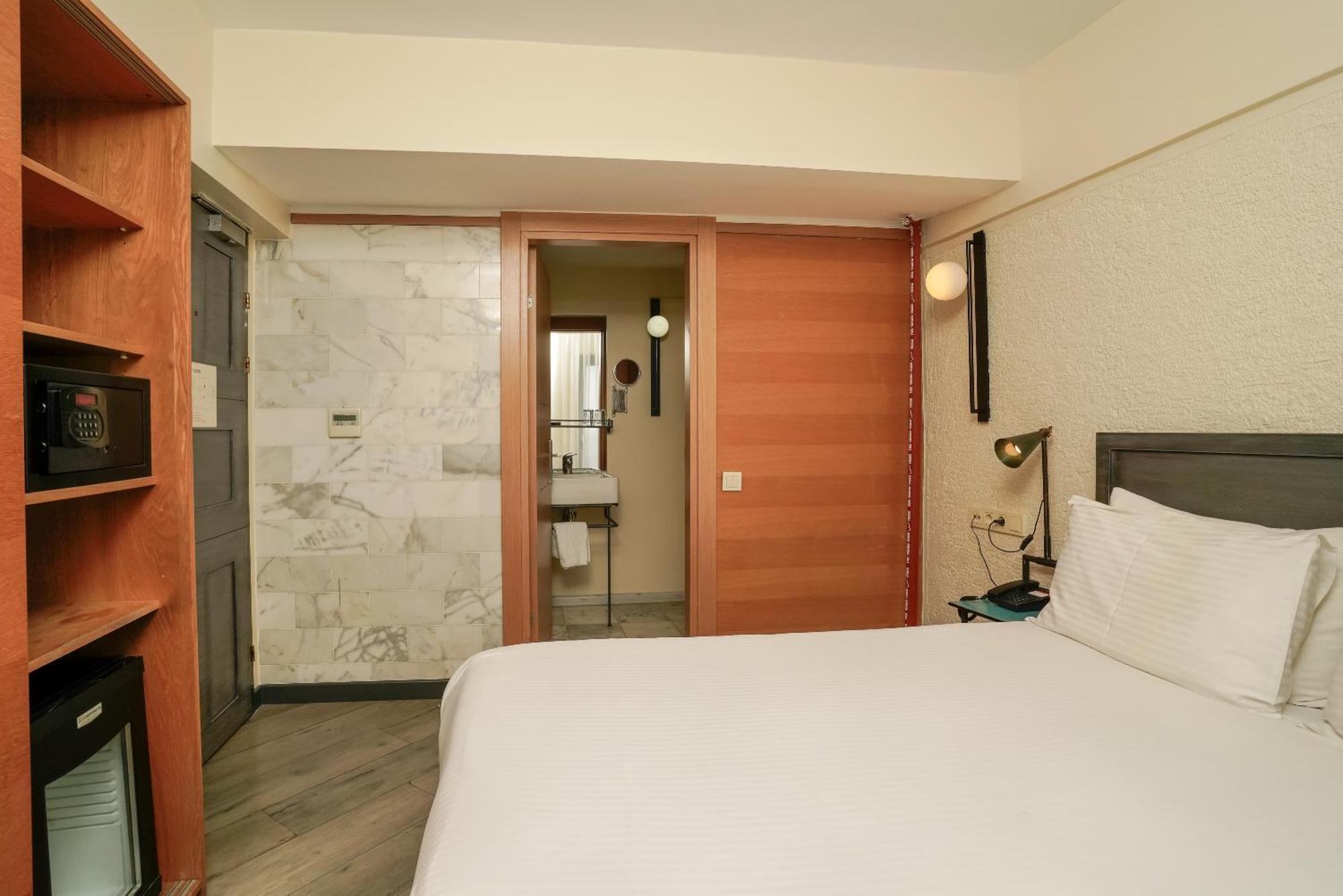 Faros Hotel Taksim-Special Category Istanbul Bagian luar foto