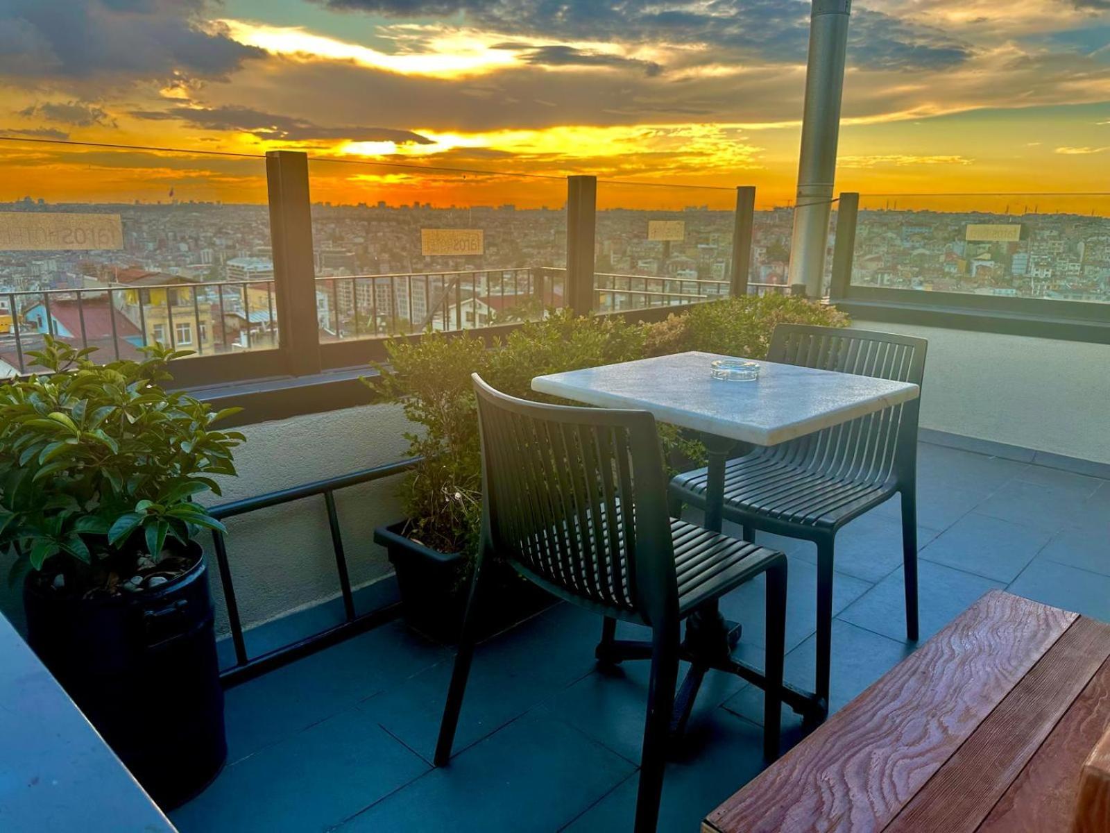 Faros Hotel Taksim-Special Category Istanbul Bagian luar foto